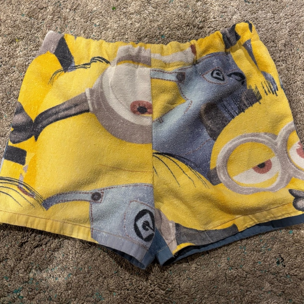 Kids Minion Print Yellow Shorts